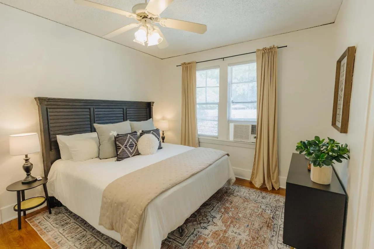 Historic Revival King Bed Midtown Memphis 70 Fast Wifi Free Parking Yes Pets Villa 0*,