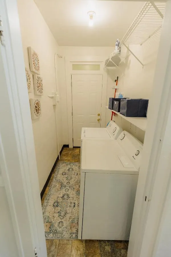 Historic Revival King Bed Midtown Memphis 70 Fast Wifi Free Parking Yes Petsヴィラ 0*,  米国